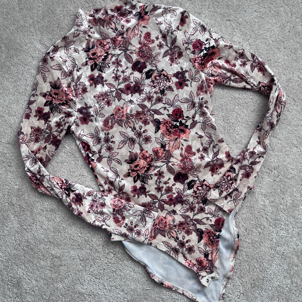 Floral Long Sleeve Women's Top